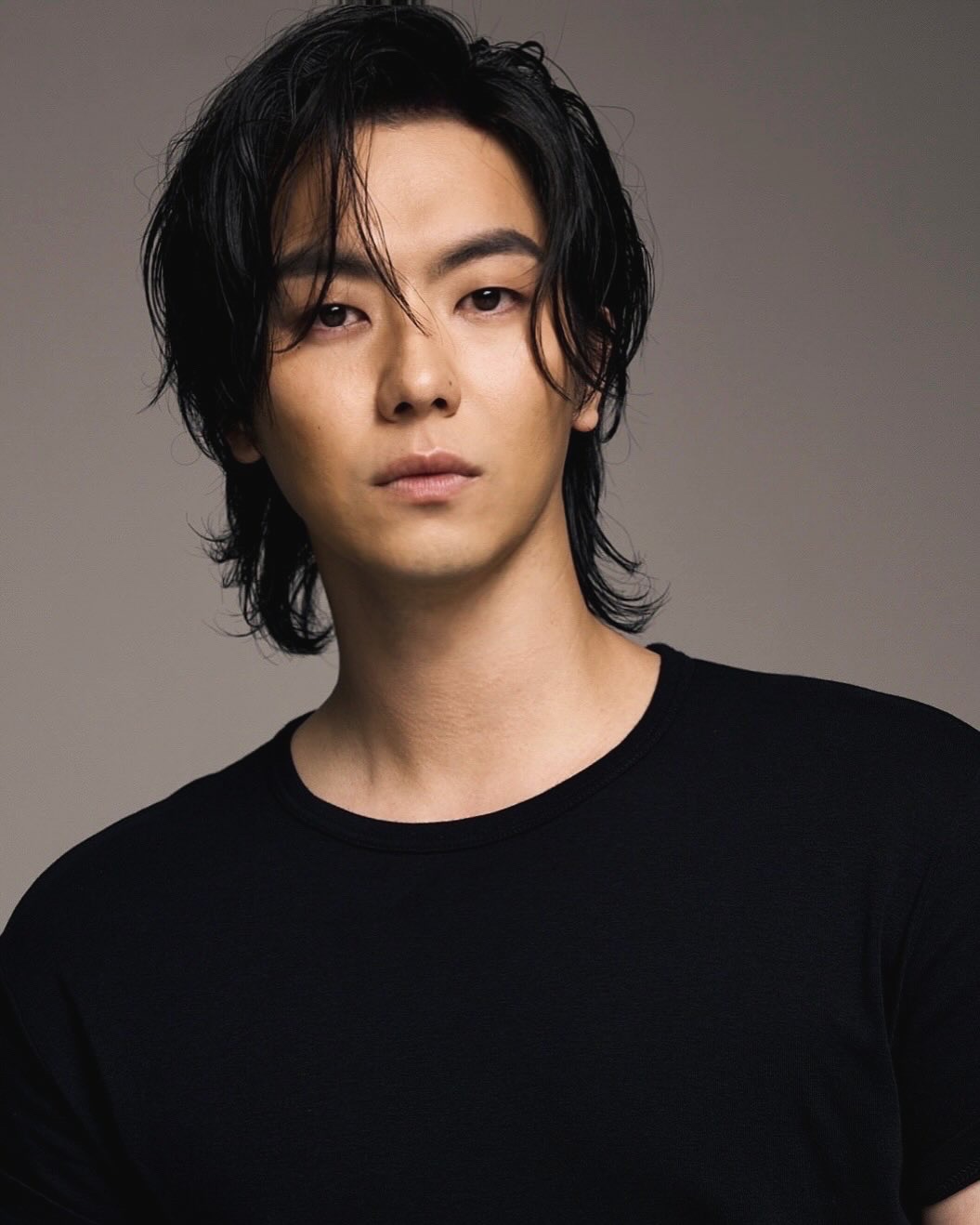 AHN WOO YEON 사진