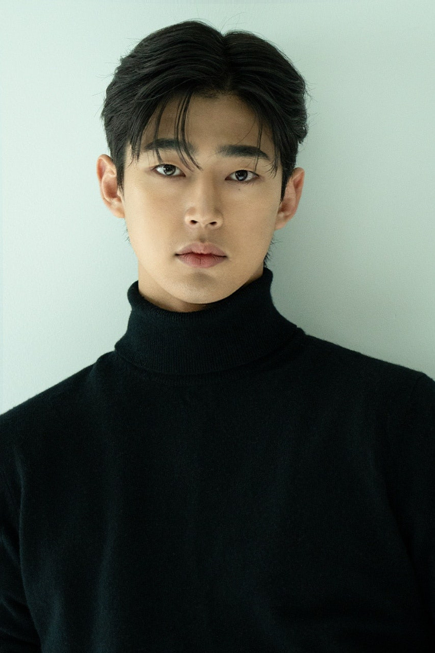 KIM WOO HYUK 사진